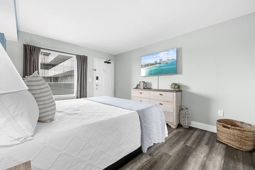 Direct Oceanfront- King Bedroom- Amazing Views/Pools/Hot Tubs/Beach Access/Golf Myrtle Beach Exteriér fotografie