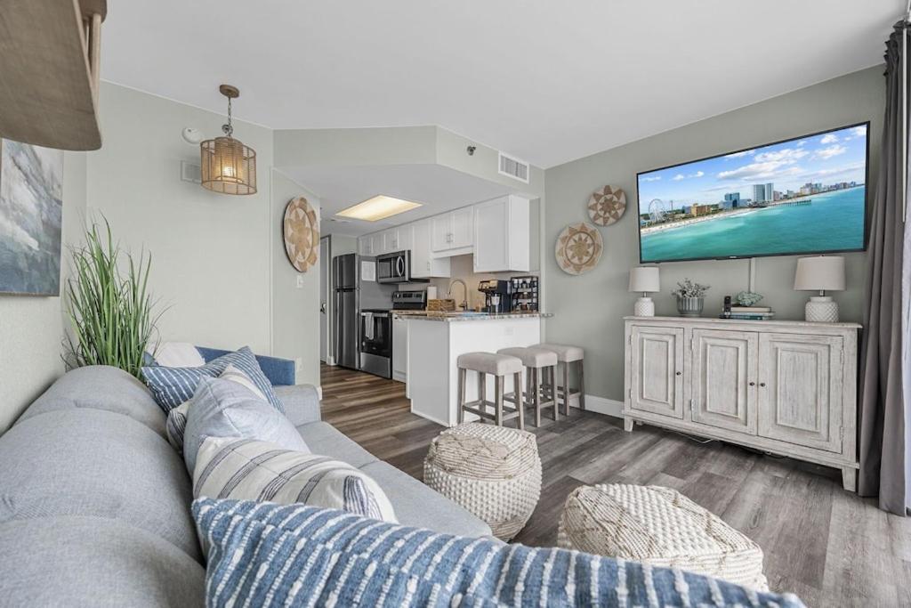 Direct Oceanfront- King Bedroom- Amazing Views/Pools/Hot Tubs/Beach Access/Golf Myrtle Beach Exteriér fotografie