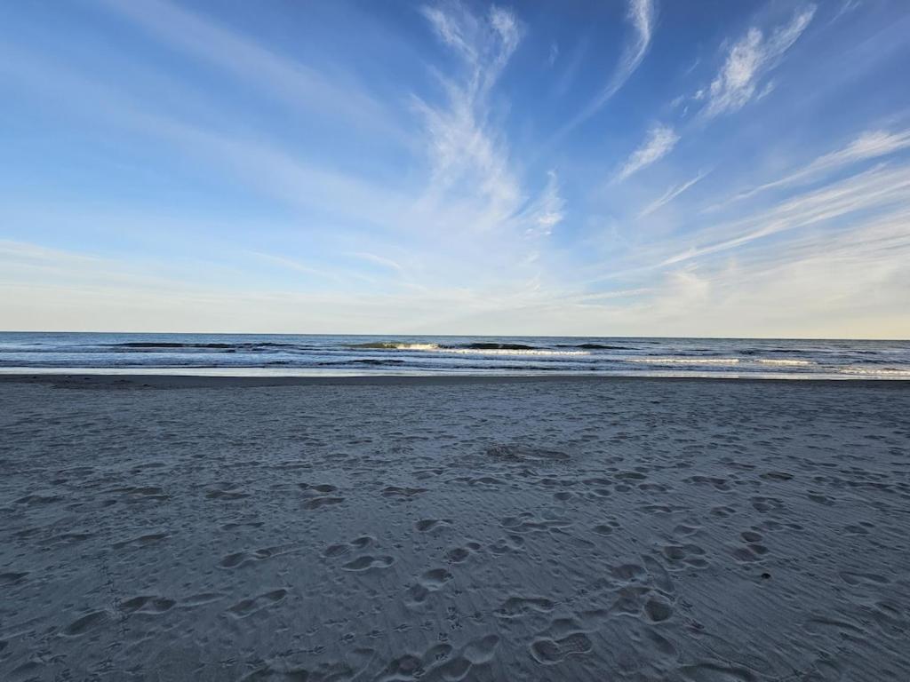Direct Oceanfront- King Bedroom- Amazing Views/Pools/Hot Tubs/Beach Access/Golf Myrtle Beach Exteriér fotografie