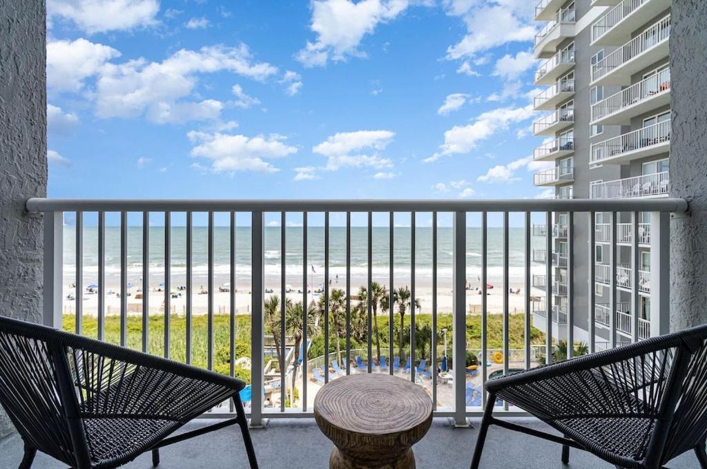 Direct Oceanfront- King Bedroom- Amazing Views/Pools/Hot Tubs/Beach Access/Golf Myrtle Beach Exteriér fotografie