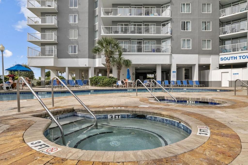 Direct Oceanfront- King Bedroom- Amazing Views/Pools/Hot Tubs/Beach Access/Golf Myrtle Beach Exteriér fotografie